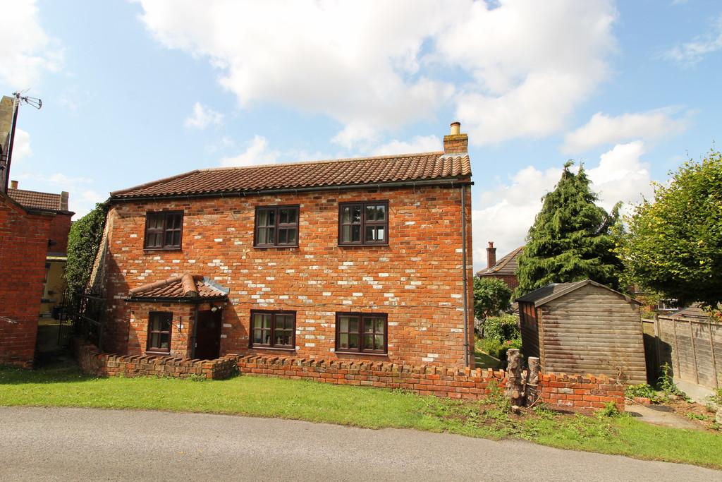Spa Hill, Kirton In Lindsey 3 bed cottage £199,950