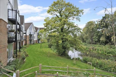 undefined, Weyview Gardens, Godalming GU7