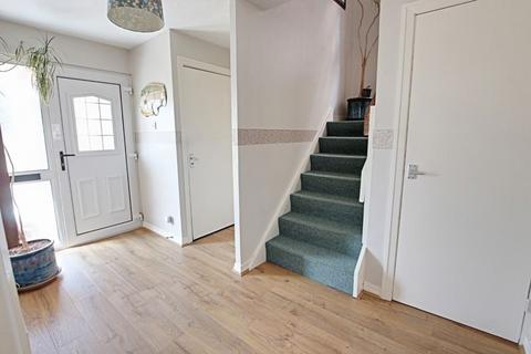 10 Pine Walk, North Bradley, Trowbridge, BA14 0SP