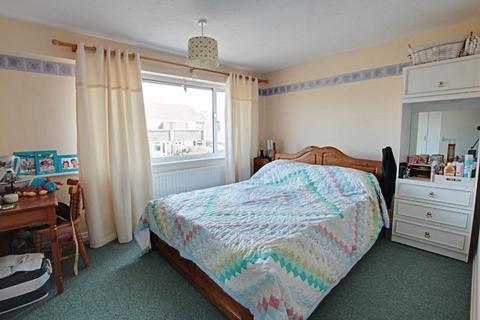 10 Pine Walk, North Bradley, Trowbridge, BA14 0SP