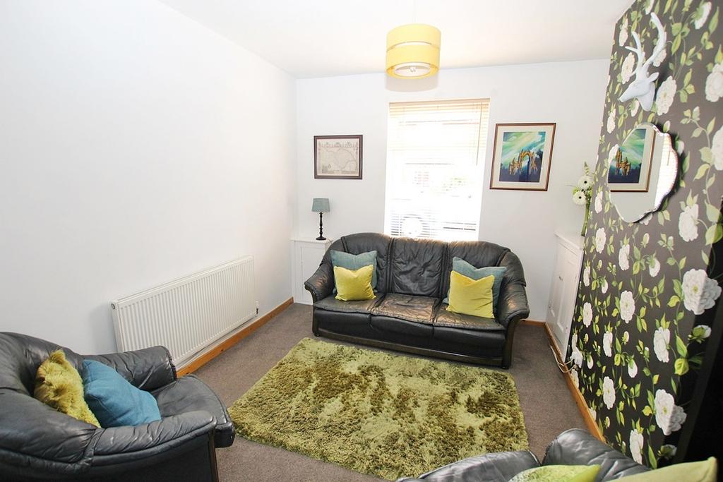 Oakland Street, Warrington, WA1 2 bed terraced house £120,000