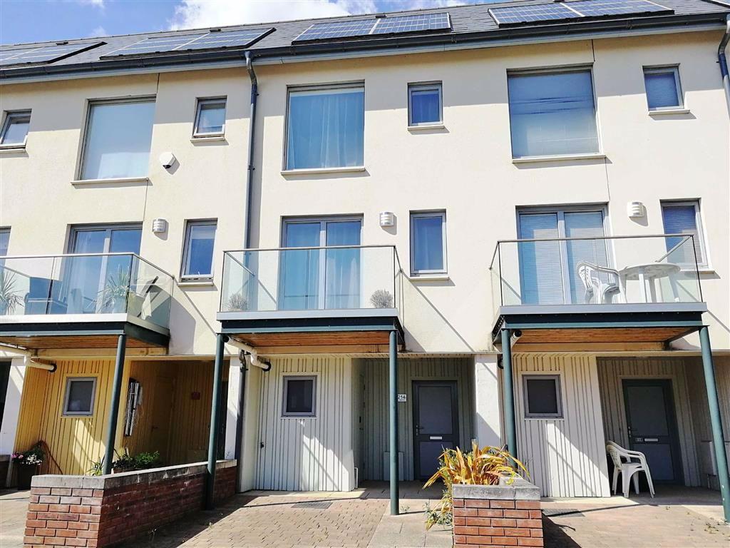 Langdon Road, Marina, Swansea 3 bed townhouse £244,995