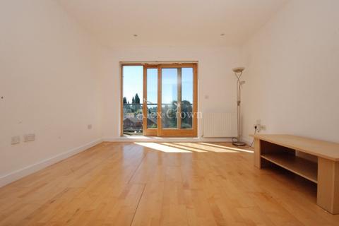 1 bedroom flat to rent, Westpoint Apartments, Clarendon Road, Turnpike Lane