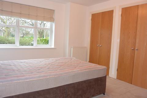 2 bedroom flat to rent, Regal Court, 195 Holders Hill Road, NW7