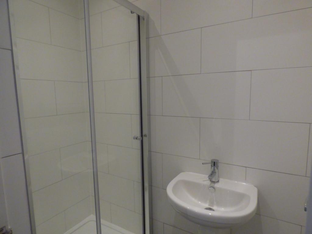 Photograph 11