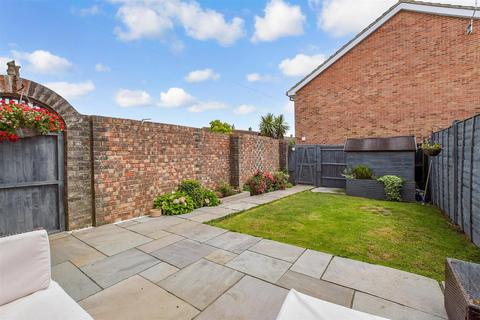 1a Cobham Close, Yapton, Arundel, BN18 0LF