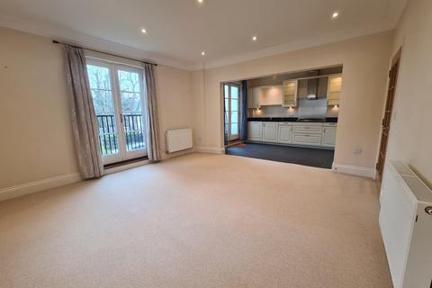 2 bedroom apartment to rent, Wray Park Road, Reigate