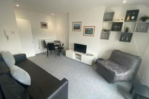1 bedroom apartment to rent, Elphinstone Road