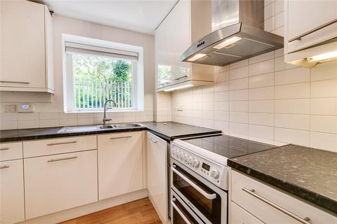 2 bedroom flat to rent, Kew Bridge Court, London