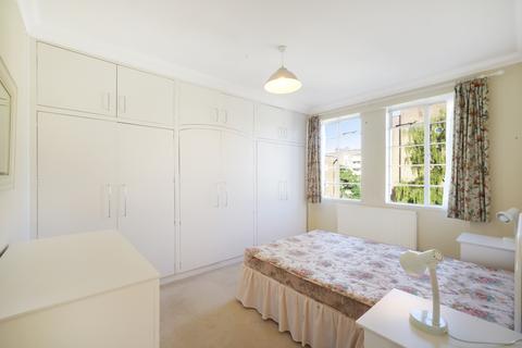 2 bedroom flat to rent, Townshend Court, Allitsen Road, London