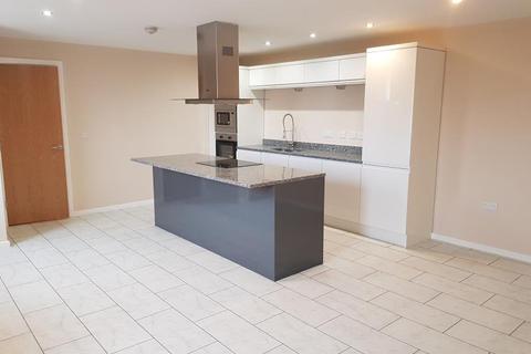 3 bedroom apartment to rent - Park Rise, Seymour Grove, Trafford, Manchester, M16 0LD