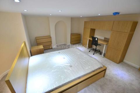 2 bedroom flat to rent, London Road, Reading