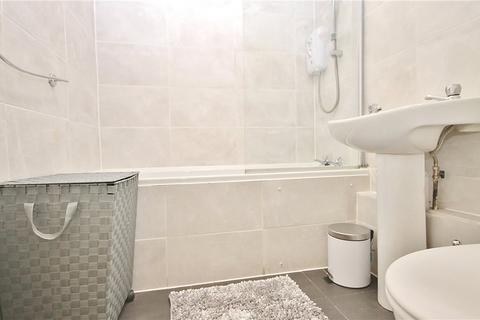 1 bedroom apartment to rent, Redford Close, Feltham, TW13