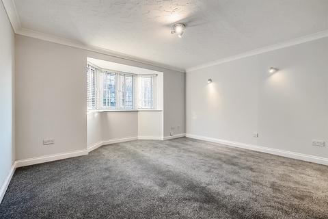 1 bedroom apartment to rent, Maltings Place, Holybrook, Reading, RG1