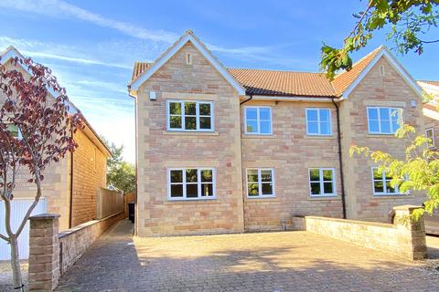 4 bedroom semi-detached house to rent, Cedar Grove, Harrogate, HG2 7AS