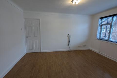 1 bedroom flat to rent, Wardle Court, 14 Wardle Road, Sale