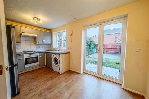 2 bedroom terraced house to rent, Battery Road, West Thamesmead London SE28