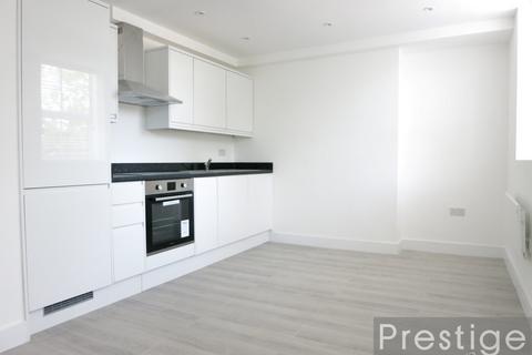 1 bedroom apartment to rent, Regents Park Road, London N3