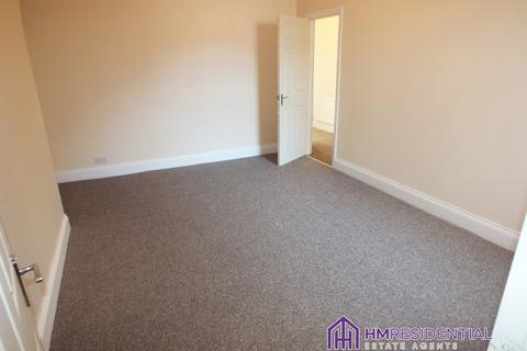 2 bedroom ground floor flat to rent, Kingsley Terrace, Elswick NE4