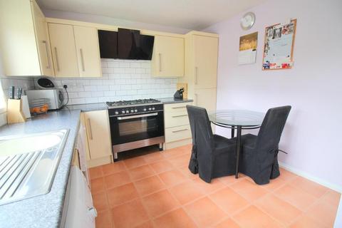 2 bedroom semi-detached house for sale, Luton LU4