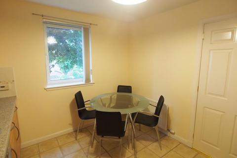 2 bedroom flat to rent, Sir William Wallace Wynd, 1st Floor, AB24