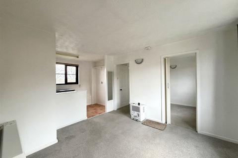 undefined, Highgrove Close, Calne SN11