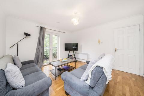 2 bedroom apartment to rent, John Austin Close, Kingston Upon Thames