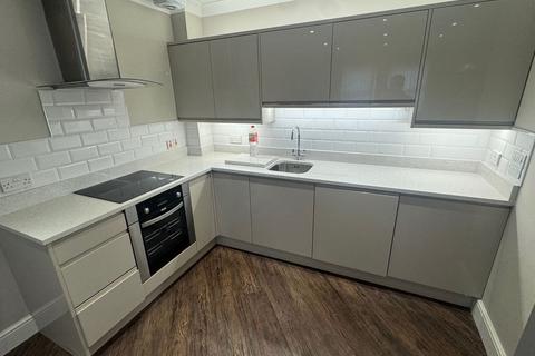 2 bedroom apartment to rent, Vine Street, Wallsend NE28