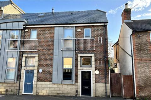 3 bedroom terraced house to rent, Walnut Tree Close, Guildford, Surrey, GU1