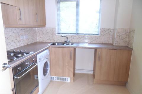 2 bedroom apartment to rent, College View, Dewsbury, West Yorkshire, WF13