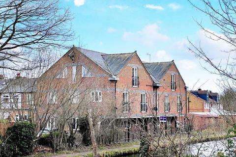 2 bedroom apartment to rent, Union Court, Berkhamsted HP4