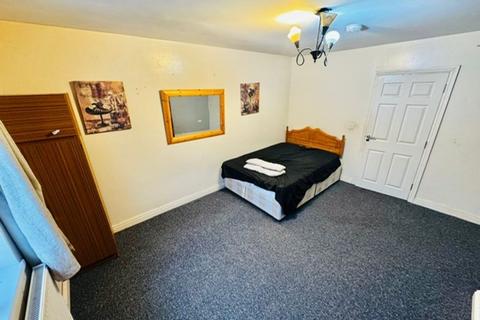 1 bedroom flat to rent, 218A Wolverhampton Street, Dudley, DY1 1EF