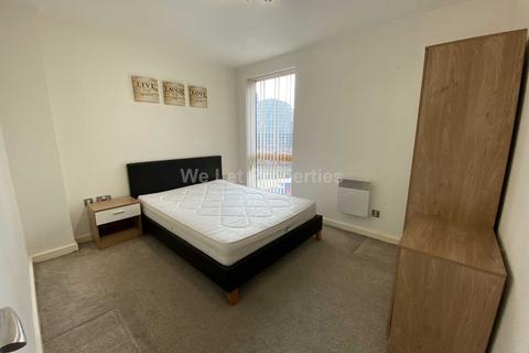 2 bedroom apartment to rent, Hornbeam Way, Manchester M4