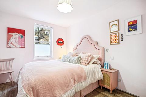 2 bedroom apartment to rent, Westbourne Grove, London, W11