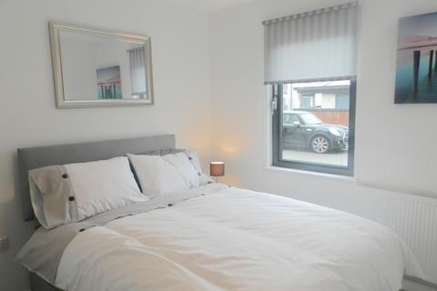 2 bedroom apartment to rent, St Margaret's Court, Maritime Quarter, Swansea, SA1 1RZ
