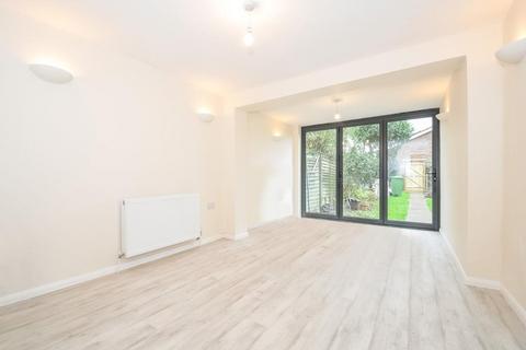 4 bedroom terraced house to rent, Chestnut Lane,  Chesham Bois,  HP6