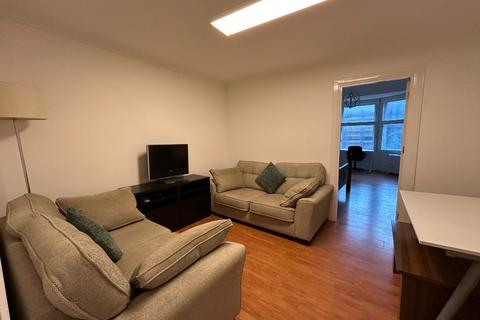 3 bedroom flat to rent, Sauchiehall Street, City Centre, Glasgow, G2