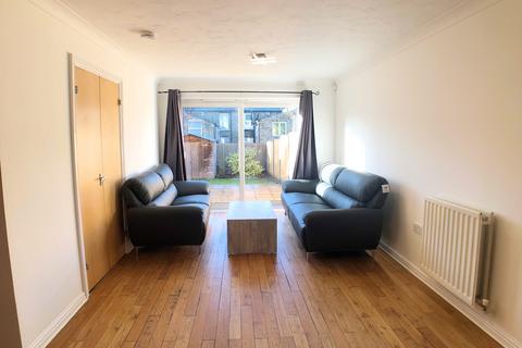 4 bedroom terraced house to rent, Joseph Hardcastle Close,  New Cross, SE14