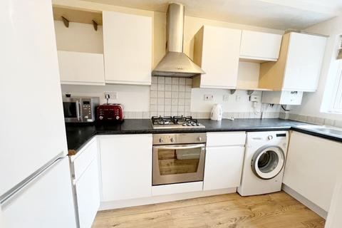 4 bedroom terraced house to rent, Joseph Hardcastle Close,  New Cross, SE14