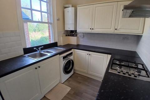 2 bedroom apartment to rent, Chart Lane, Reigate