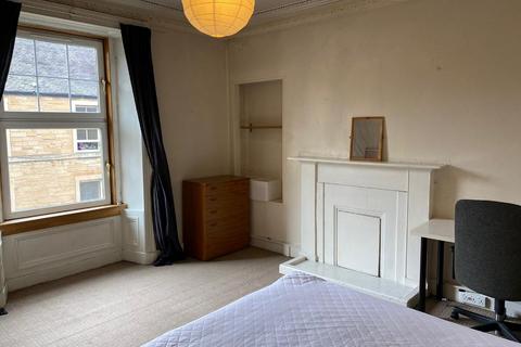 3 bedroom flat to rent, Tarvit Street, Tollcross, Edinburgh, EH3
