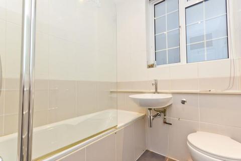 1 bedroom flat to rent, Kenton Court, Kensington, W8
