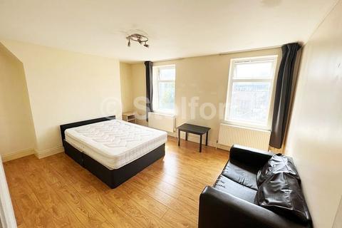 undefined, West Ham Lane, London, E15