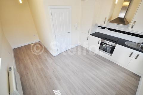 2 bedroom flat to rent, Holloway Road, London, N19