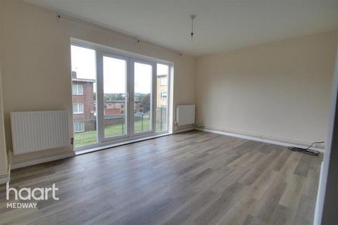 2 bedroom apartment to rent, Mercury Close, Rochester