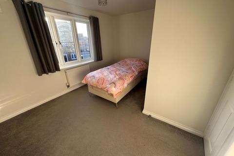 6 Amberley Close, Scartho Top, Grimsby, DN33 3TJ