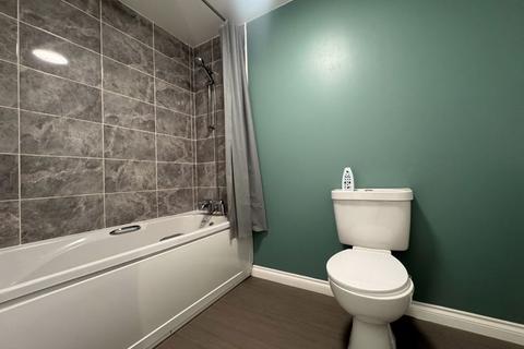 6 Amberley Close, Scartho Top, Grimsby, DN33 3TJ