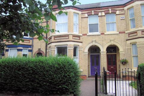 4 bedroom flat to rent, Victoria Avenue, HULL, HU5 3DR