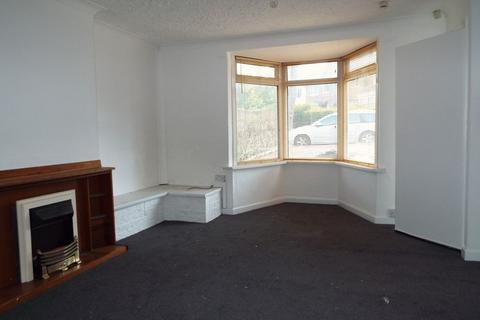 3 bedroom semi-detached house to rent, Lyndworth Road, Stirchley, Birmingham, B30 2UG