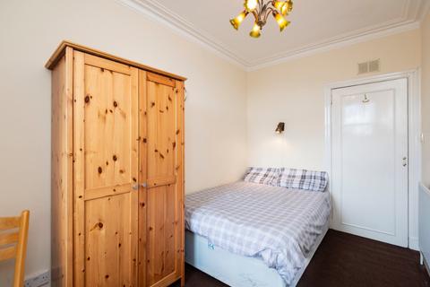 2 bedroom flat to rent, Hutcheon Street, City Centre, Aberdeen, AB25